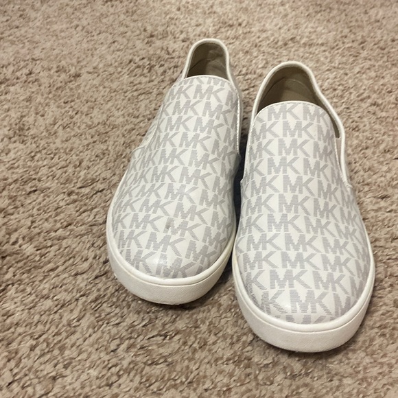 MK sneakers - Picture 2 of 5